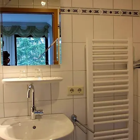 Burs Hotel Loningen
